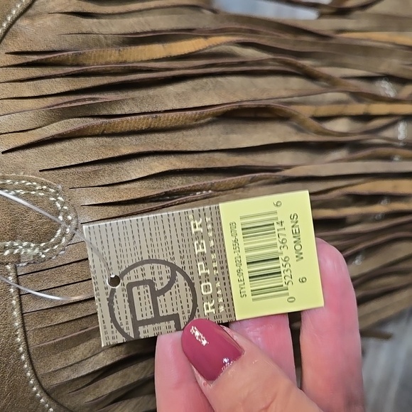 Women's ROPER Brown Fringe Western Boots SIZE 6 - Picture 6 of 17